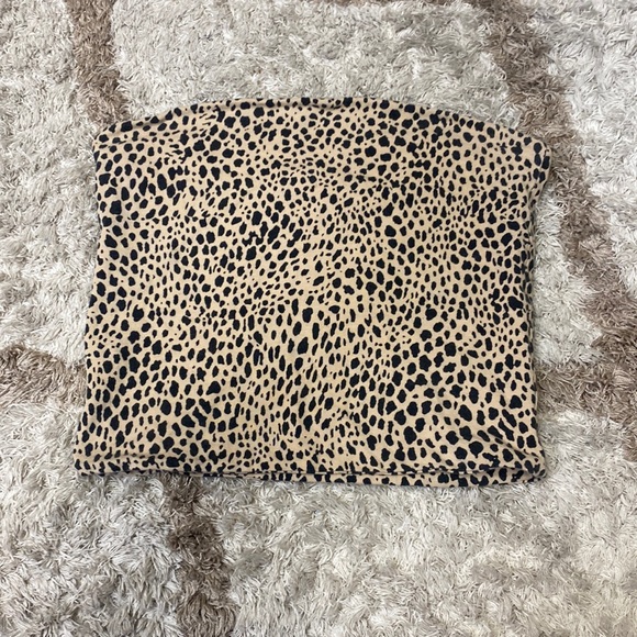 Brandy Melville cheetah tube top - Picture 1 of 1